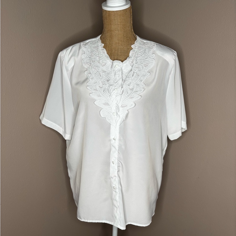 Vintage 80s Elegant White Cutout Detail Satin Blouse Size 16 Made in USA
